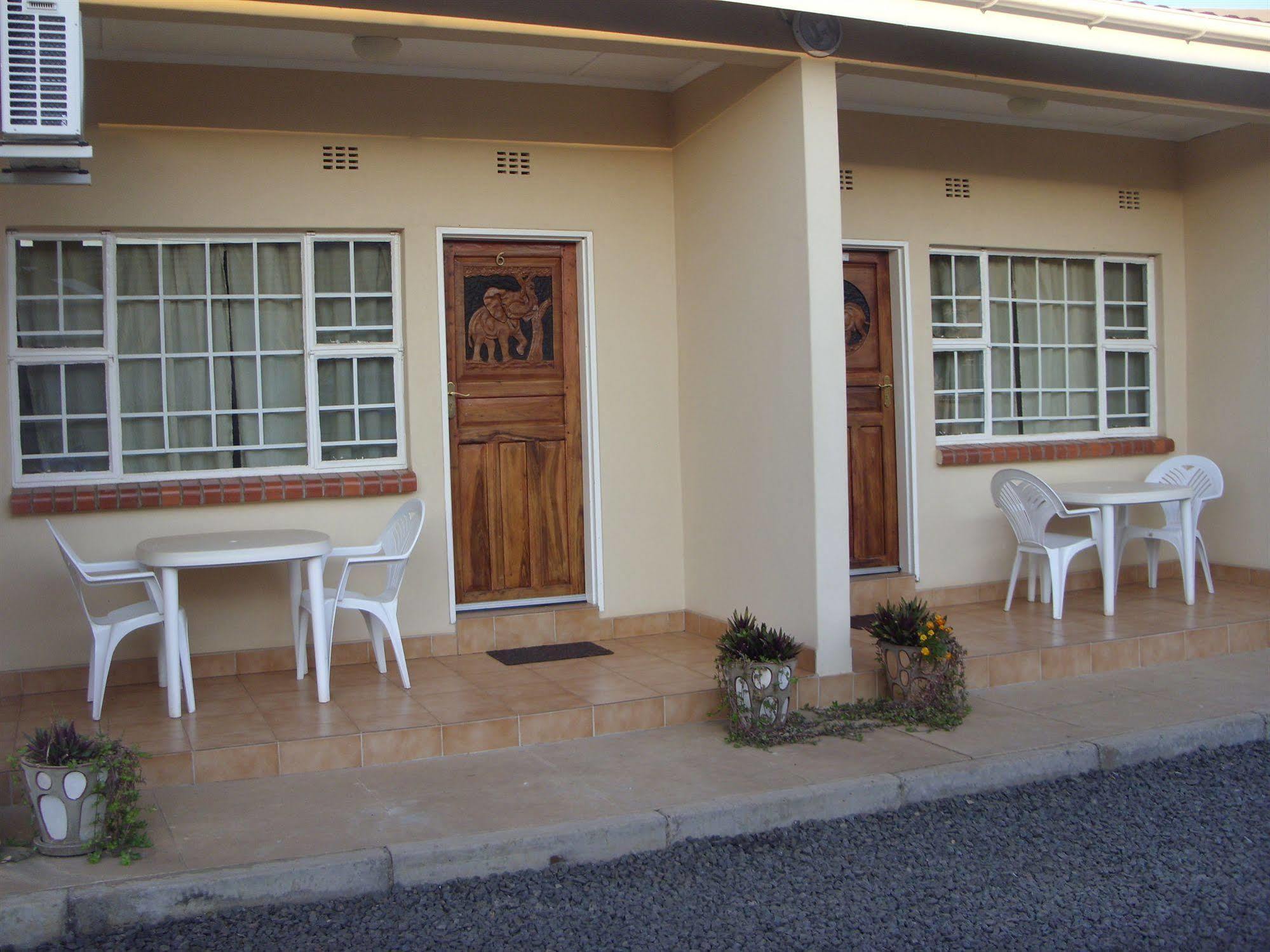 Mosi-O-Tunya Executive Lodge Livingstone Exterior photo